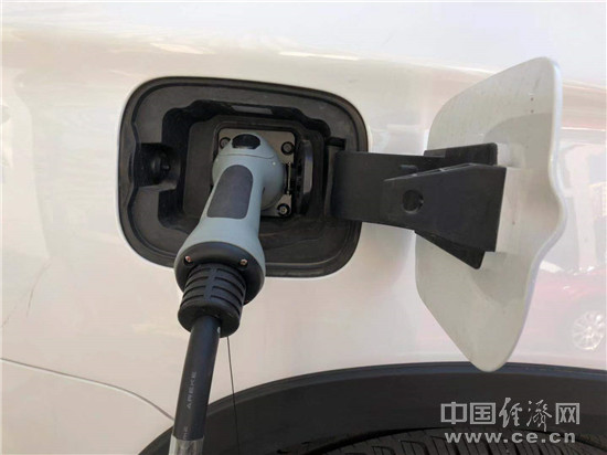 国际能源署:电动汽车销量激增将增大供应链